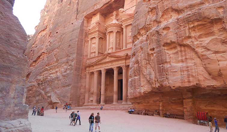petra-463224_750px.jpg