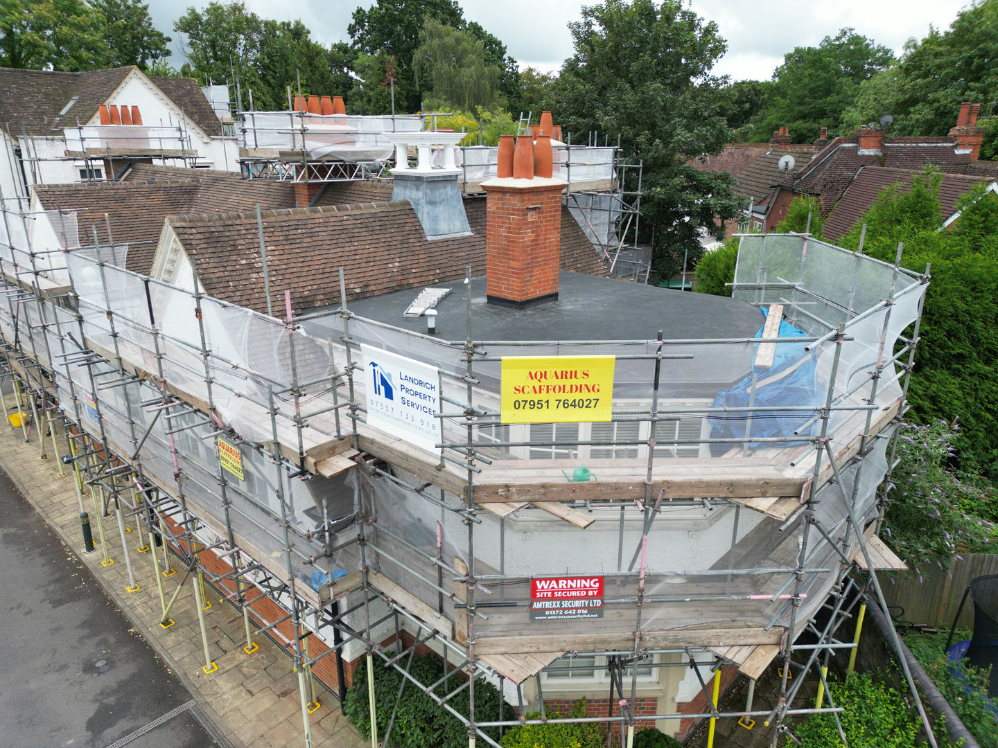 Multi-level scaffolding on a historic boys school