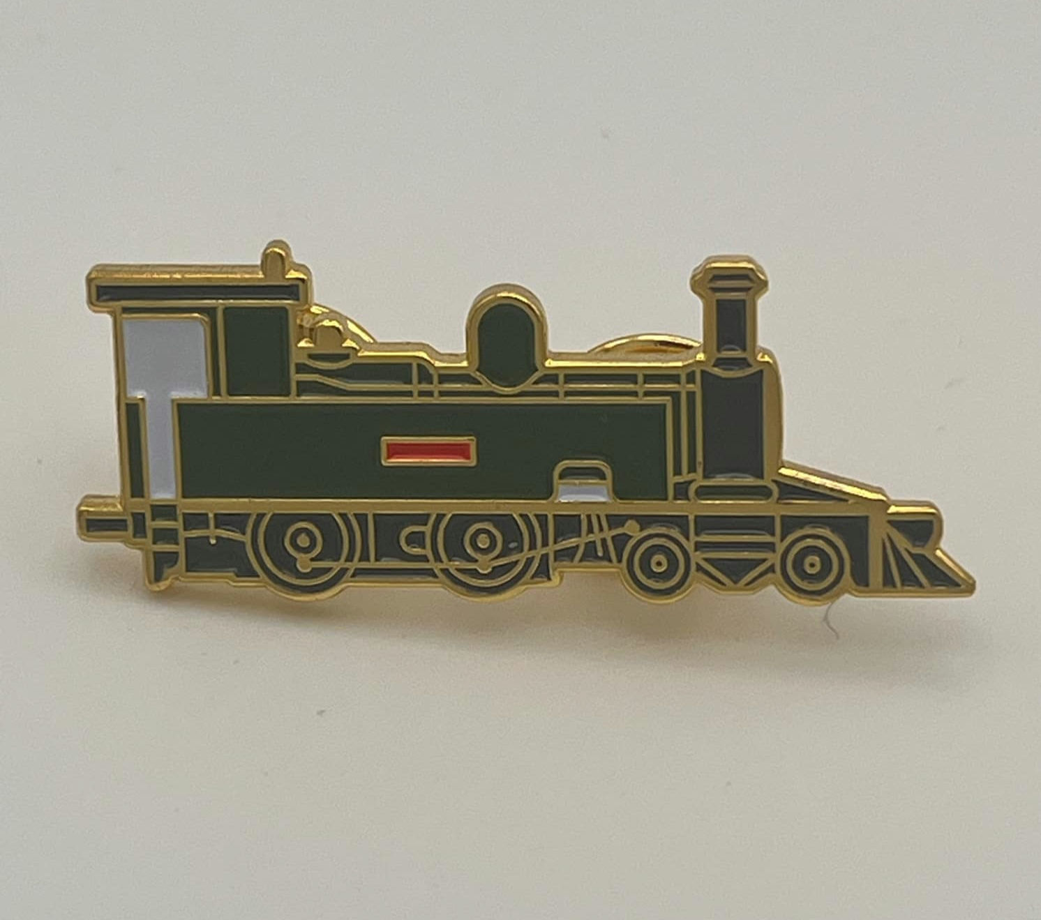 Cavan & Leitrim Railway 4-4-0T enamel badge