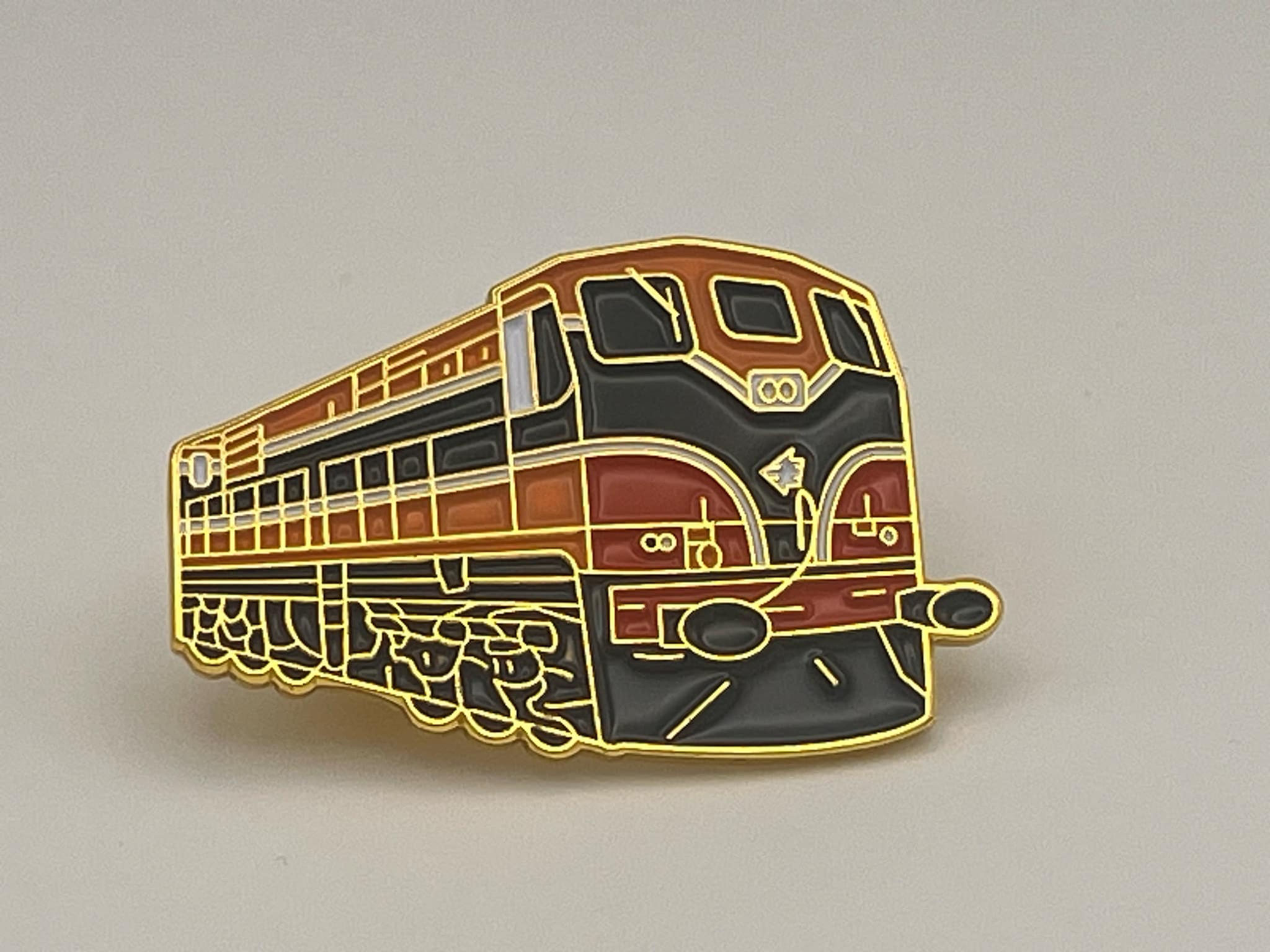 IÉ 071 class loco enamel badge