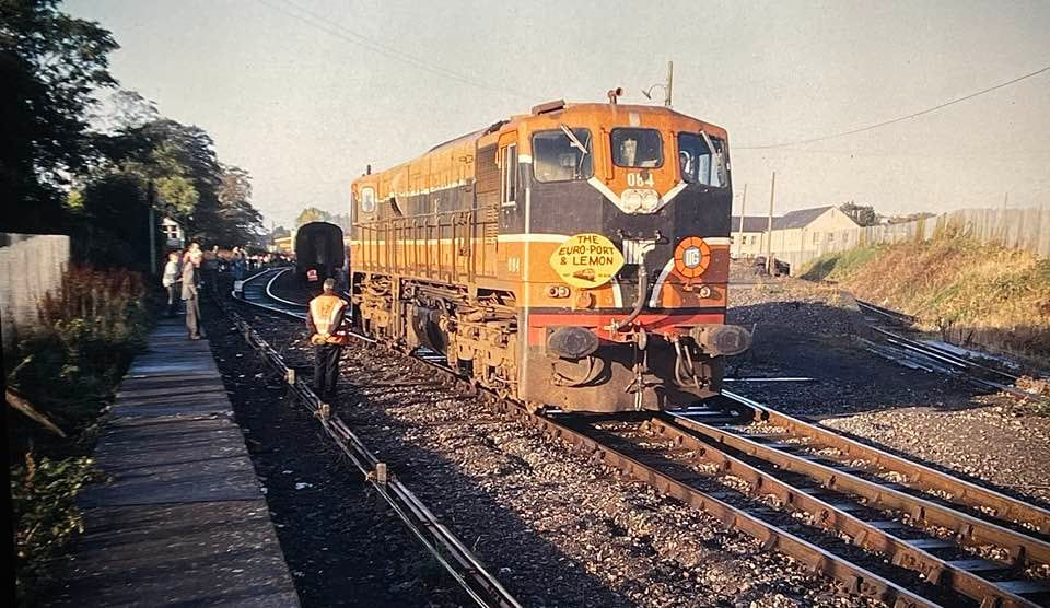 The last railtour to visit Navan (so far), 084 is seen with the Irish Traction Group's "Europort & Lemon" tour, 19th October 1996. Photo: John Dinsdale.