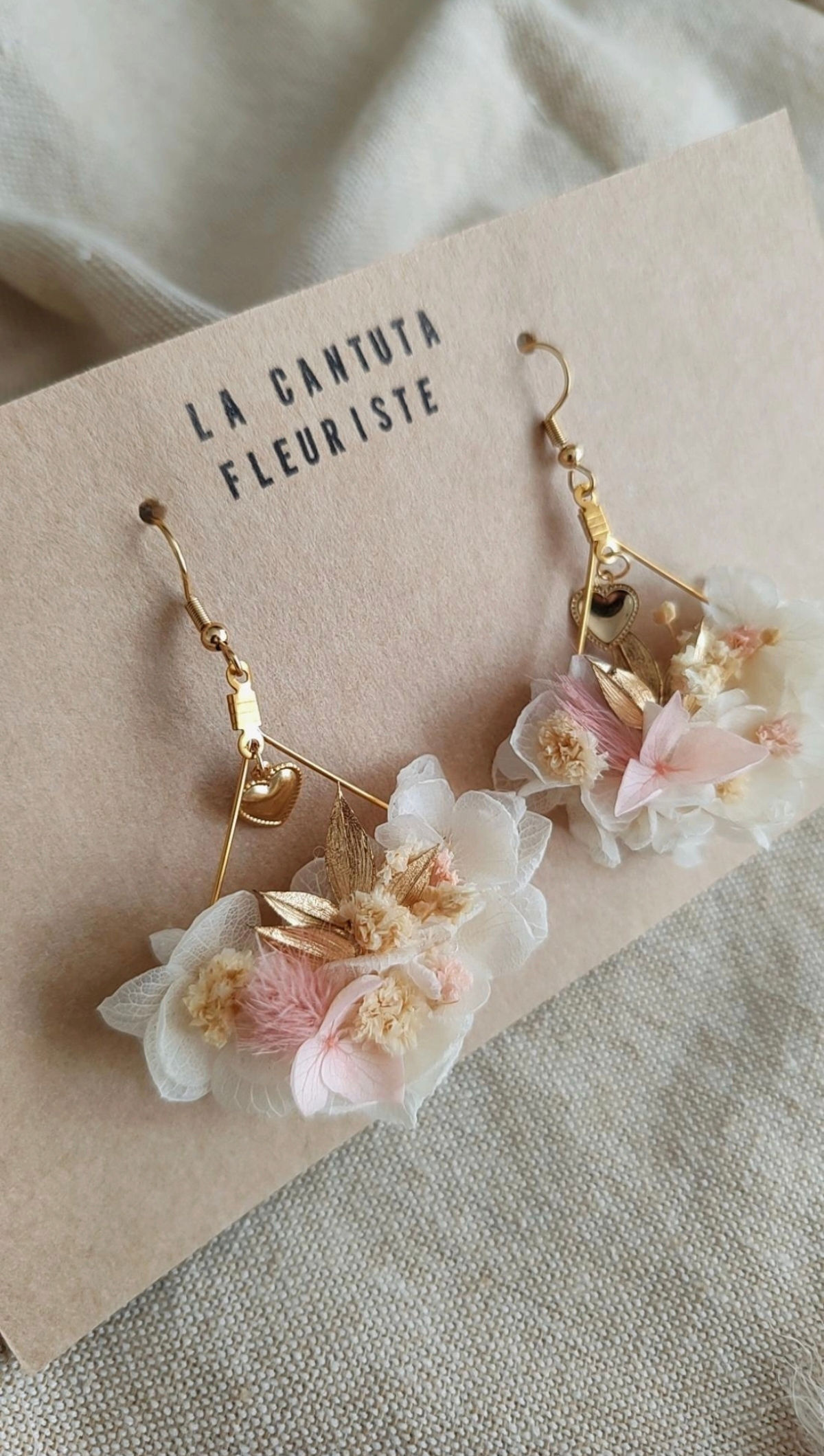 Boucles d'oreilles fleuries 'EX VOTO' 