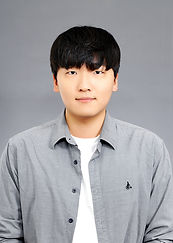 심홍섭.jpg
