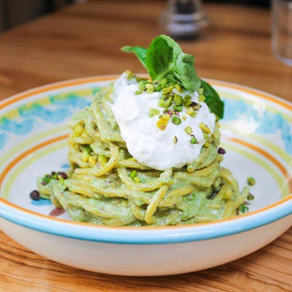 Spaghetti with pesto and burrata