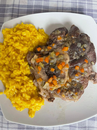 Braised veal with saffron risotto