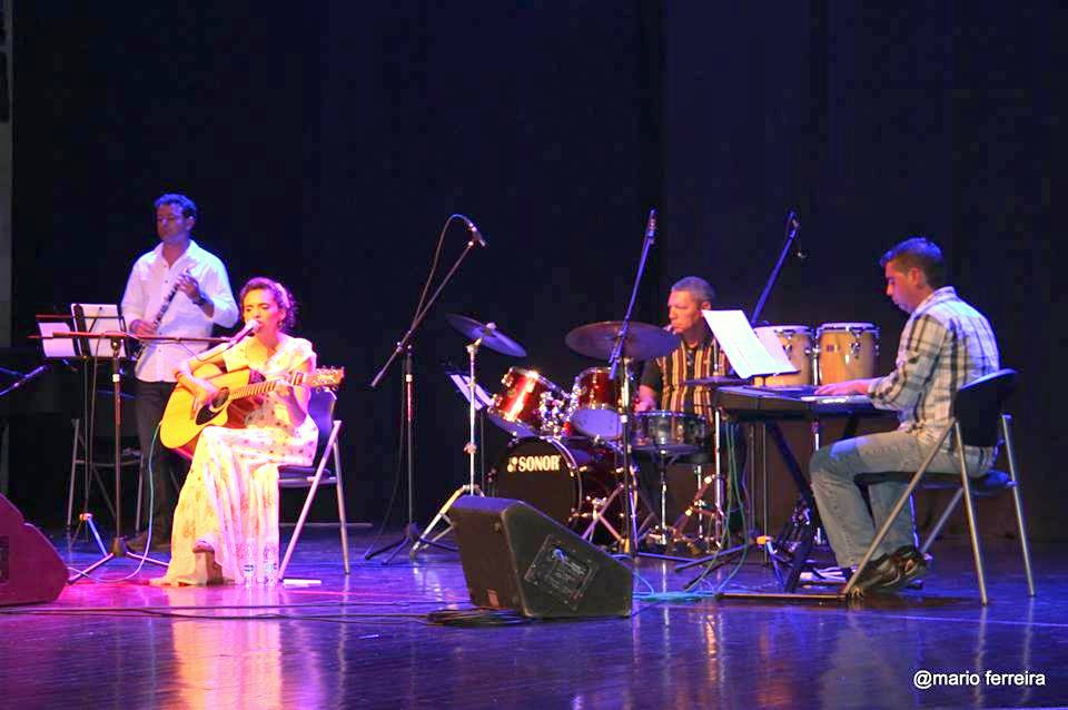 Isabella Bretz em concerto