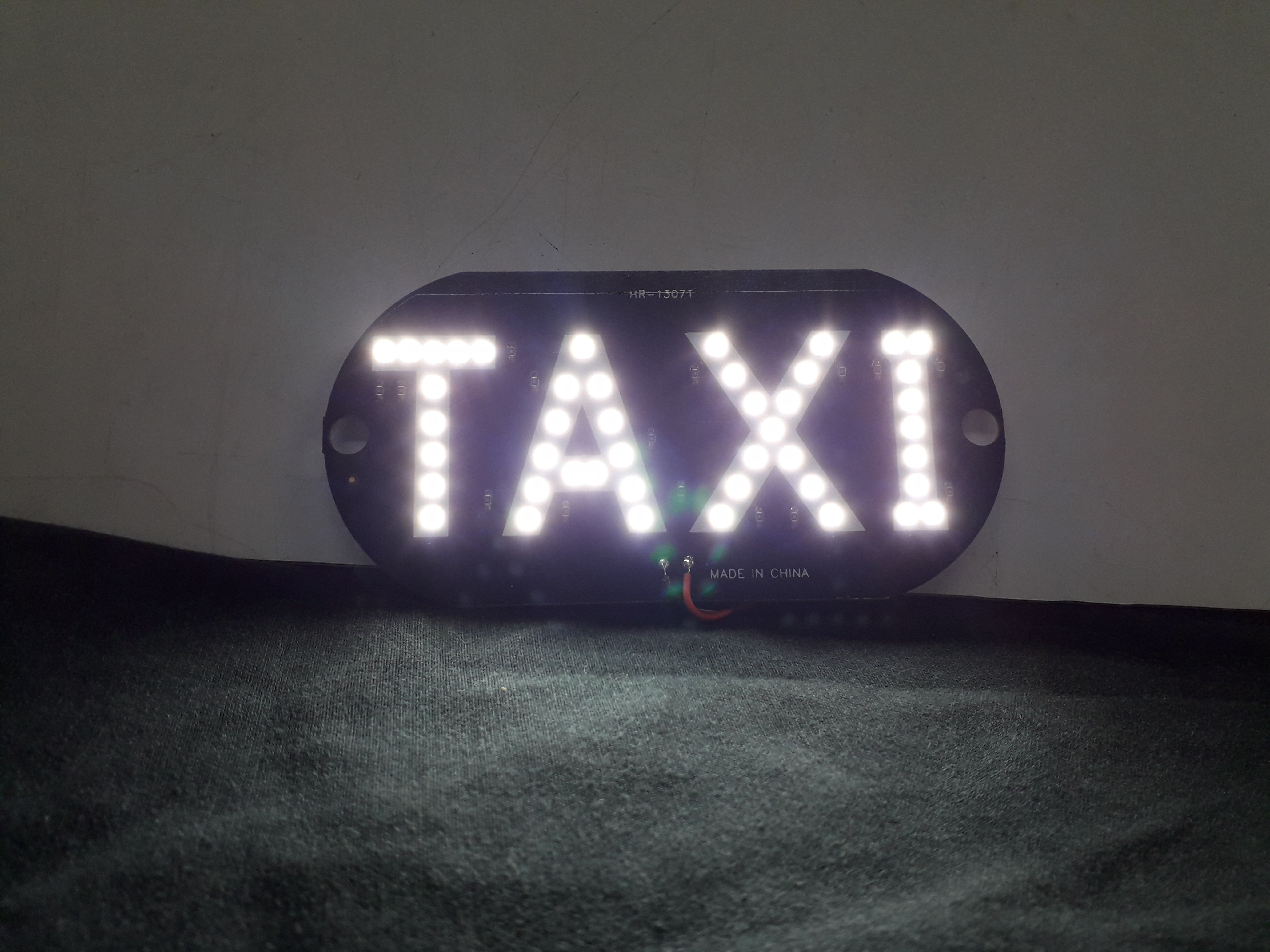 Painel Taxi Led (Branco) - Painel Interior com Ventosas