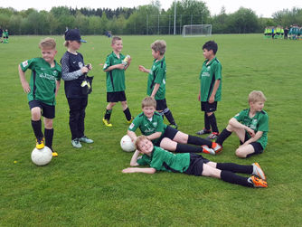 F 1 Jugend / SV Burlo gewinnt gegen TSV Raesfeld II verdient mit 5:2