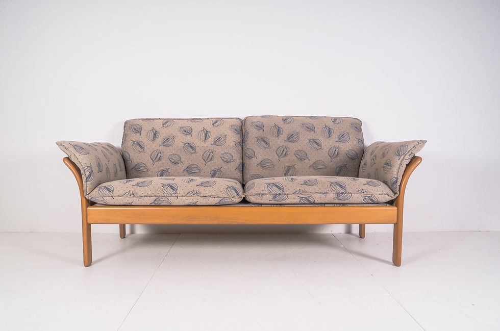 Thumbnail: VINTAGE CHERRY WOOD ABURA COUCH DREIPUNKT SCALA, 1997