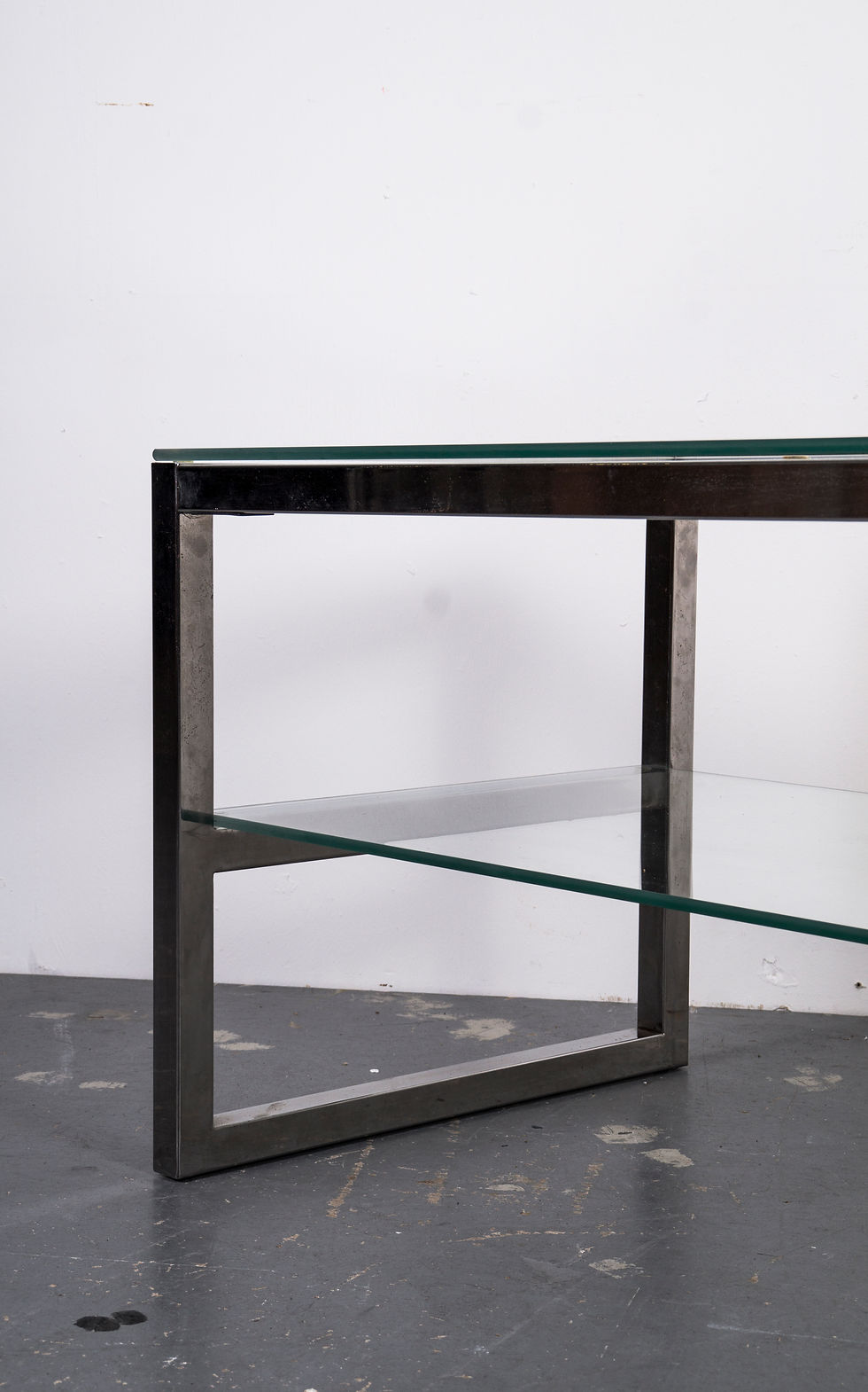 Thumbnail: CHROME TABLE