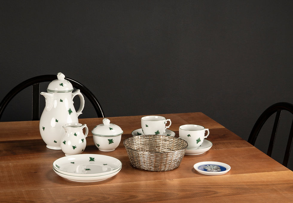 Thumbnail: BIEDERMEIER MIRABELL TÊTE-À-TÊTE FOR TWO ON WOODEN TRAY FROM FÜRSTENBERG
