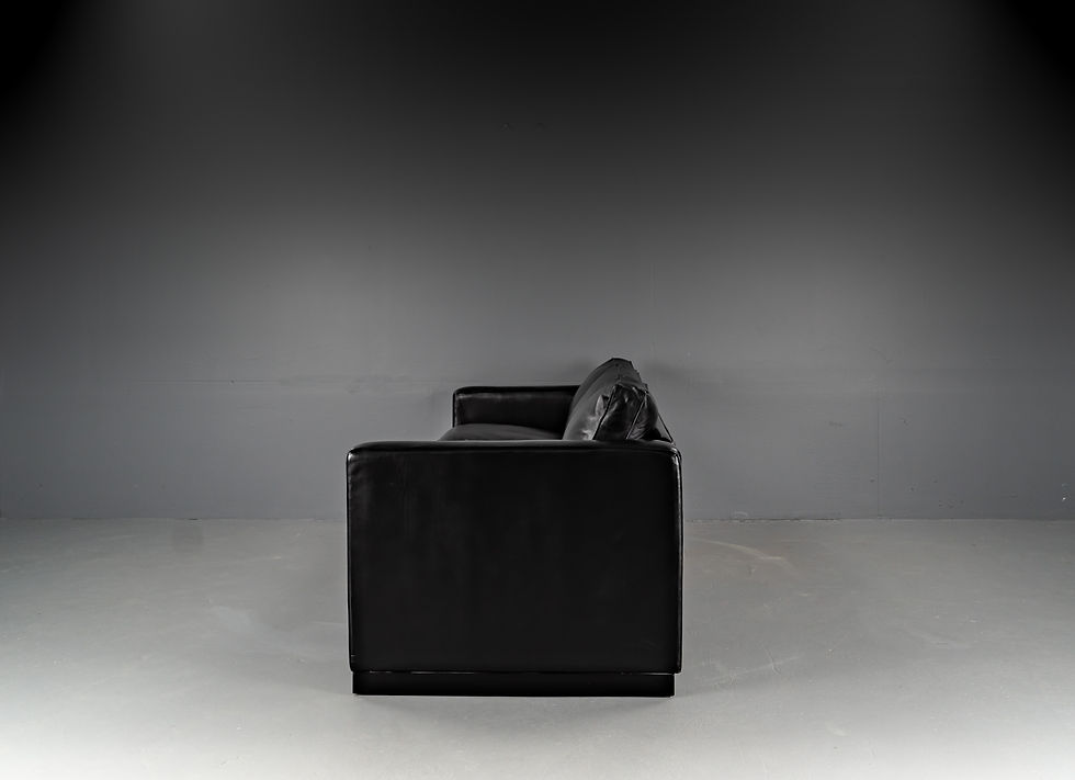Thumbnail: LEATHER SOFA IN THE STYLE BY CHARLES PFISTER FOR KNOLL, 1970S