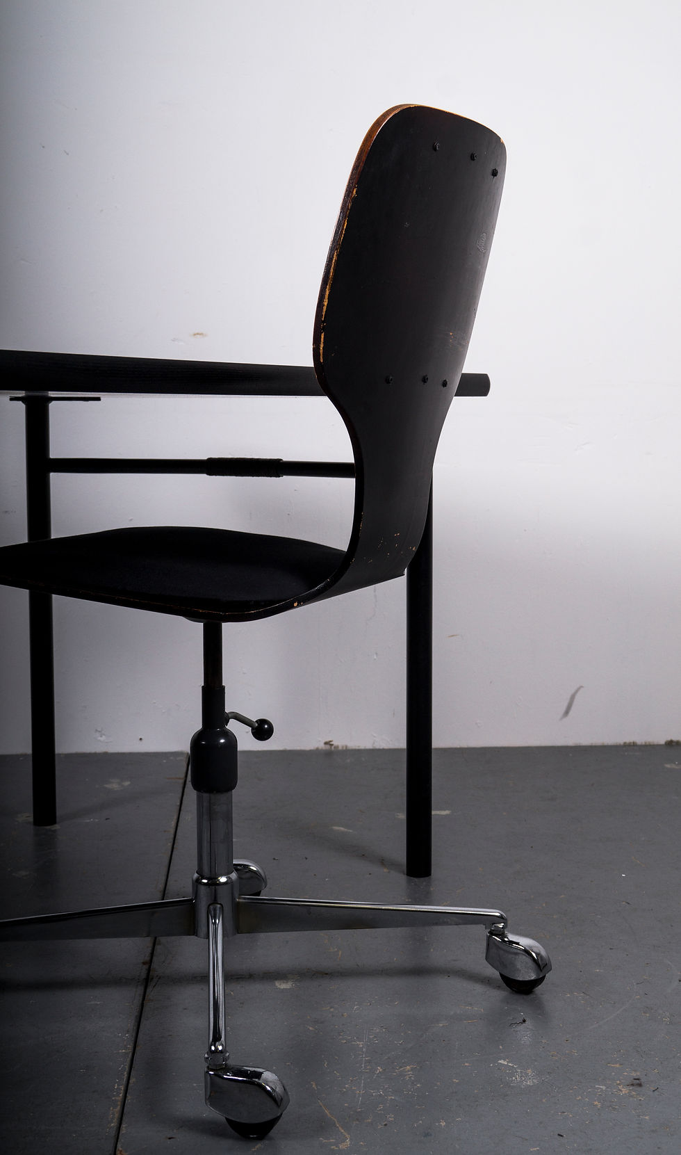 Thumbnail: BLACK WRITING DESK
