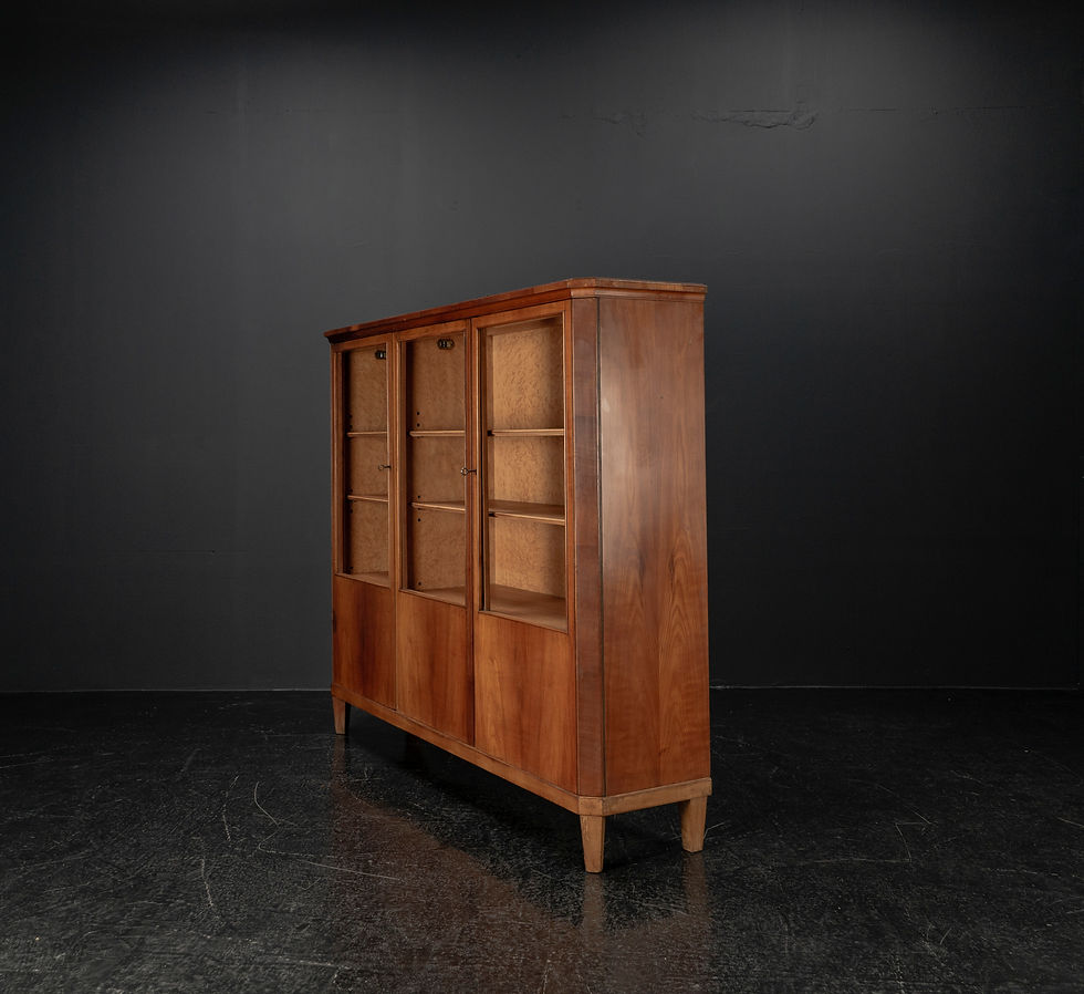 Thumbnail: BIRDSEYE MAPLE AND MAHOGANY DISPLAY CABINET FROM WK MÖBEL, 1930S​​​​​​​