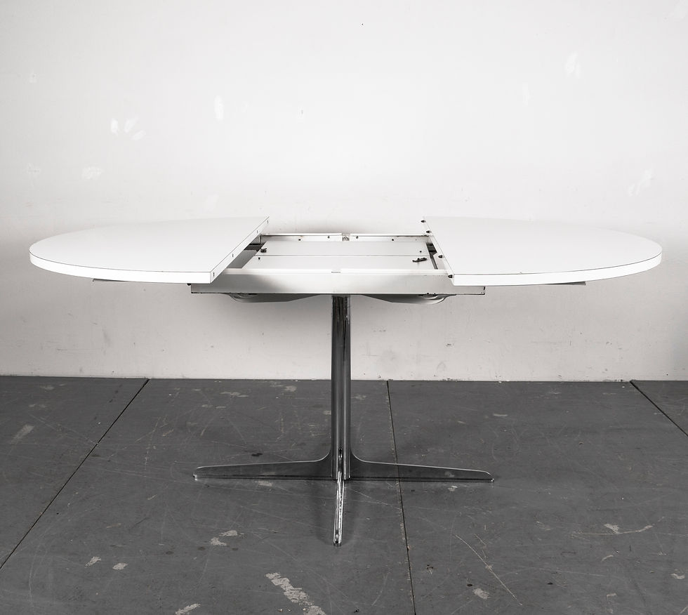 Thumbnail: TECTA TABLE