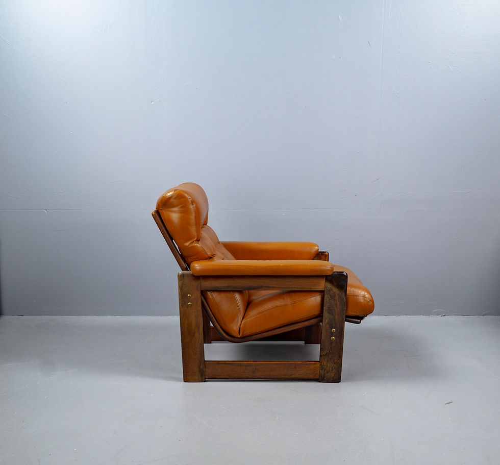 Thumbnail: LEATHER & MAHOGANY LOUNGE CHAIR FROM COJA, 1980S