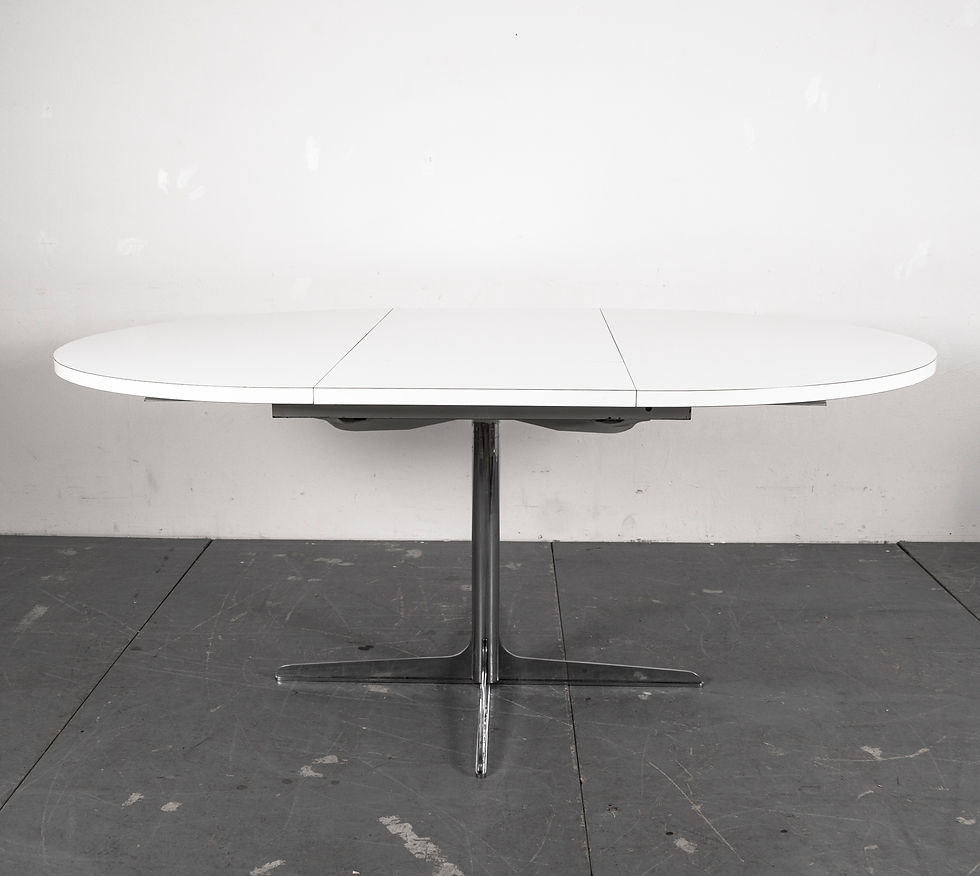 Thumbnail: TECTA TABLE
