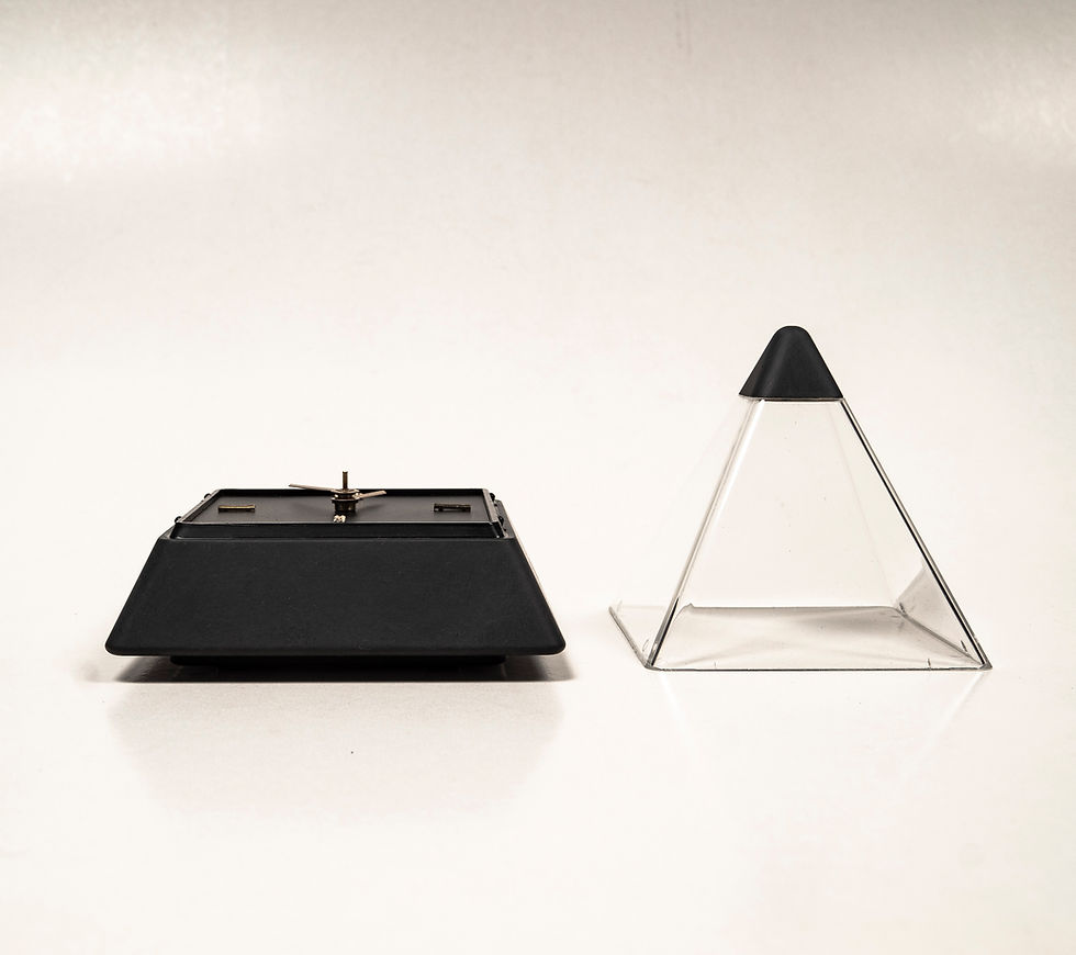 Thumbnail: PYRAMID CLOCK BY HIDEKATSU NOMIZU FOR TOCHIGI TOKEI 1989​​​​​​​