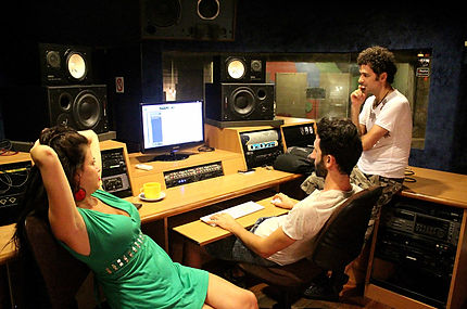 Producción discográfica de Gabriela Laguzzi en Estudios ION,