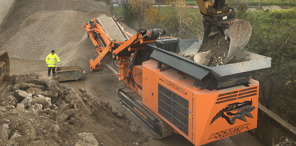 R1100DS_Rockster_Impact-Crusher_Prallbrecher_trackballast2.jpg