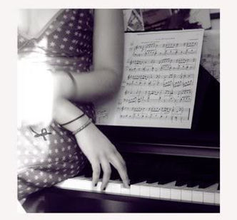 she is a minor chord