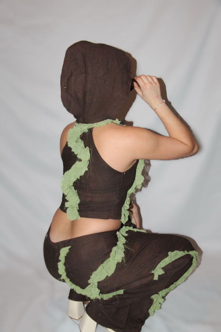 0D9FD570-9959-42F6-AA88-3A83517C737F_1_105_c