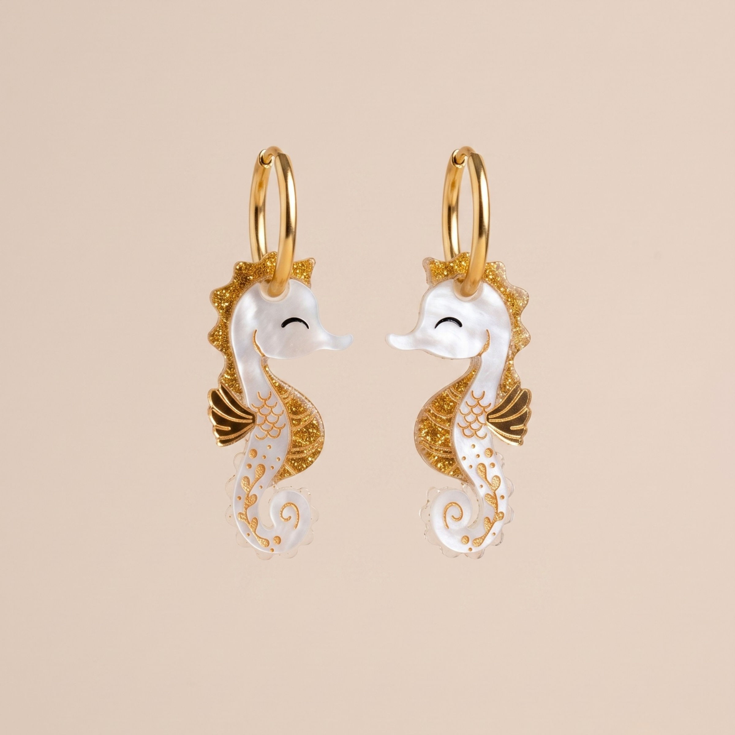Caballito de mar - Blanco y oro