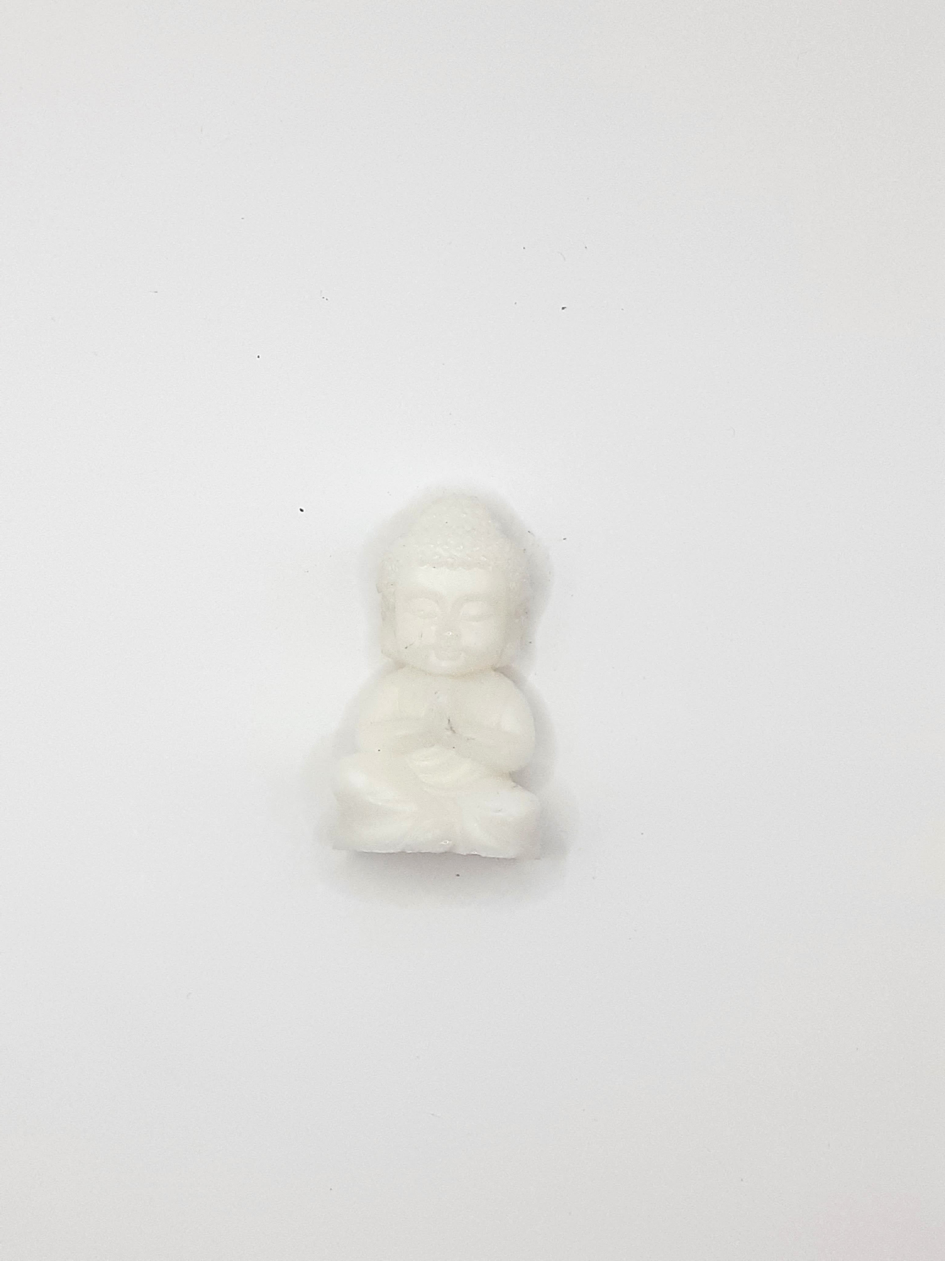 Bouddha zen blanc nacré