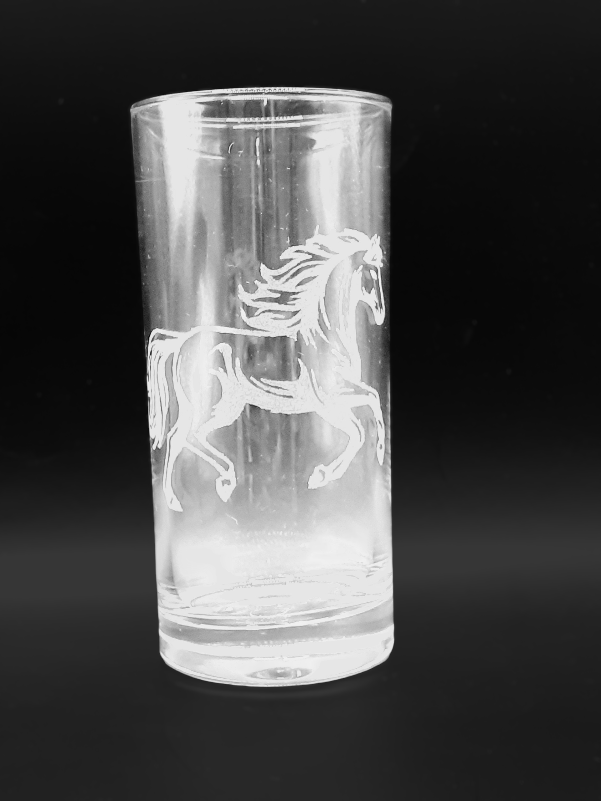Verre à eau gravé cheval