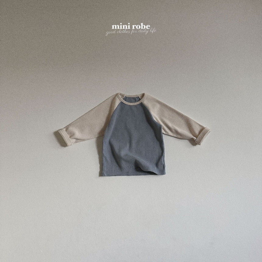 Thumbnail: Smoothy Raglan Tee