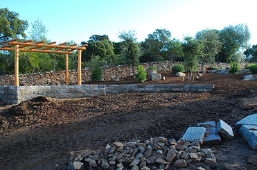 Materiali on La Pietra Rosssa