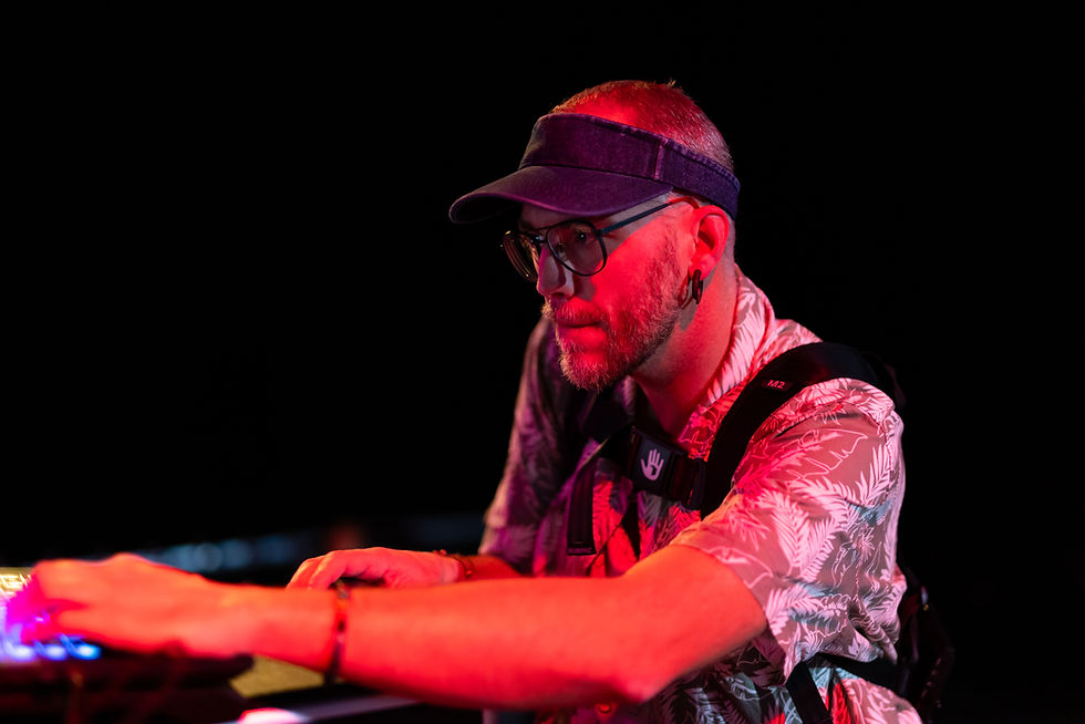 Live-Performance at UferStudios Studio 2