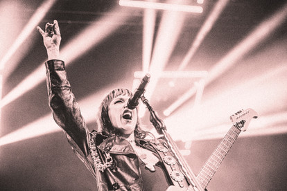 Lindsey Stirling | by Michelle Zigler for Zany Waves