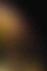 BENEE | by Sarah Silbert for Zany Waves