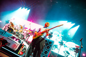 5 Seconds of Summer at Ruoff Music Center, Noblesville