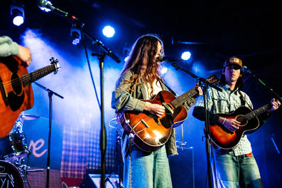 mercury | by Emma Zoe Polyak for Zany Waves