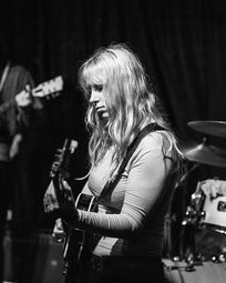 Screenager | by Emma Zoe Polyak for Zany Waves