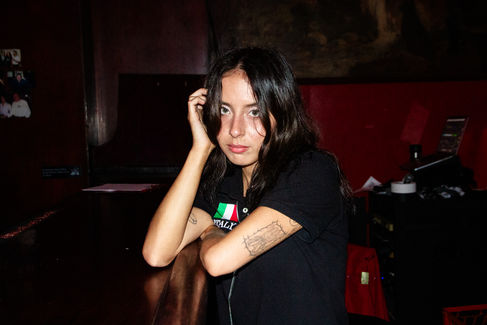 Screenager | by Emma Zoe Polyak for Zany Waves