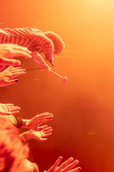 Twen | by Erin Carley for Zany Waves