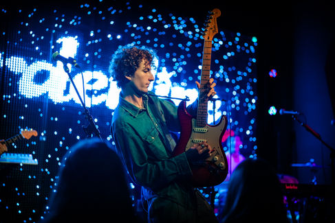 Borderline | by Emma Zoe Polyak for Zany Waves
