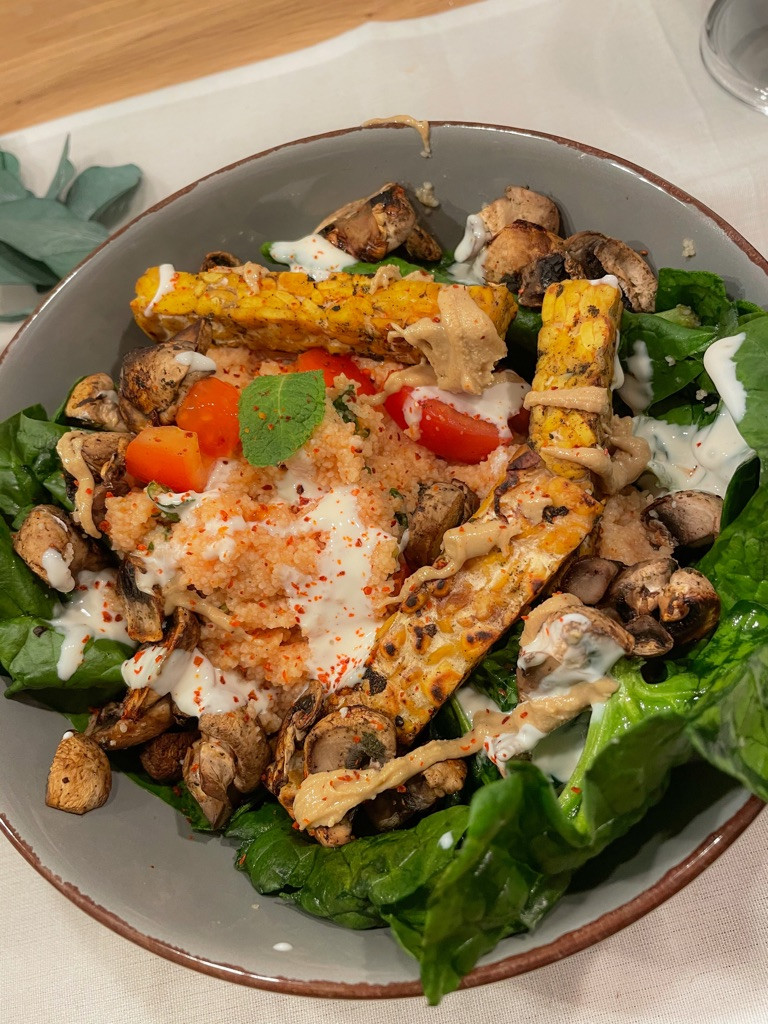 Couscous Tempeh Bowl