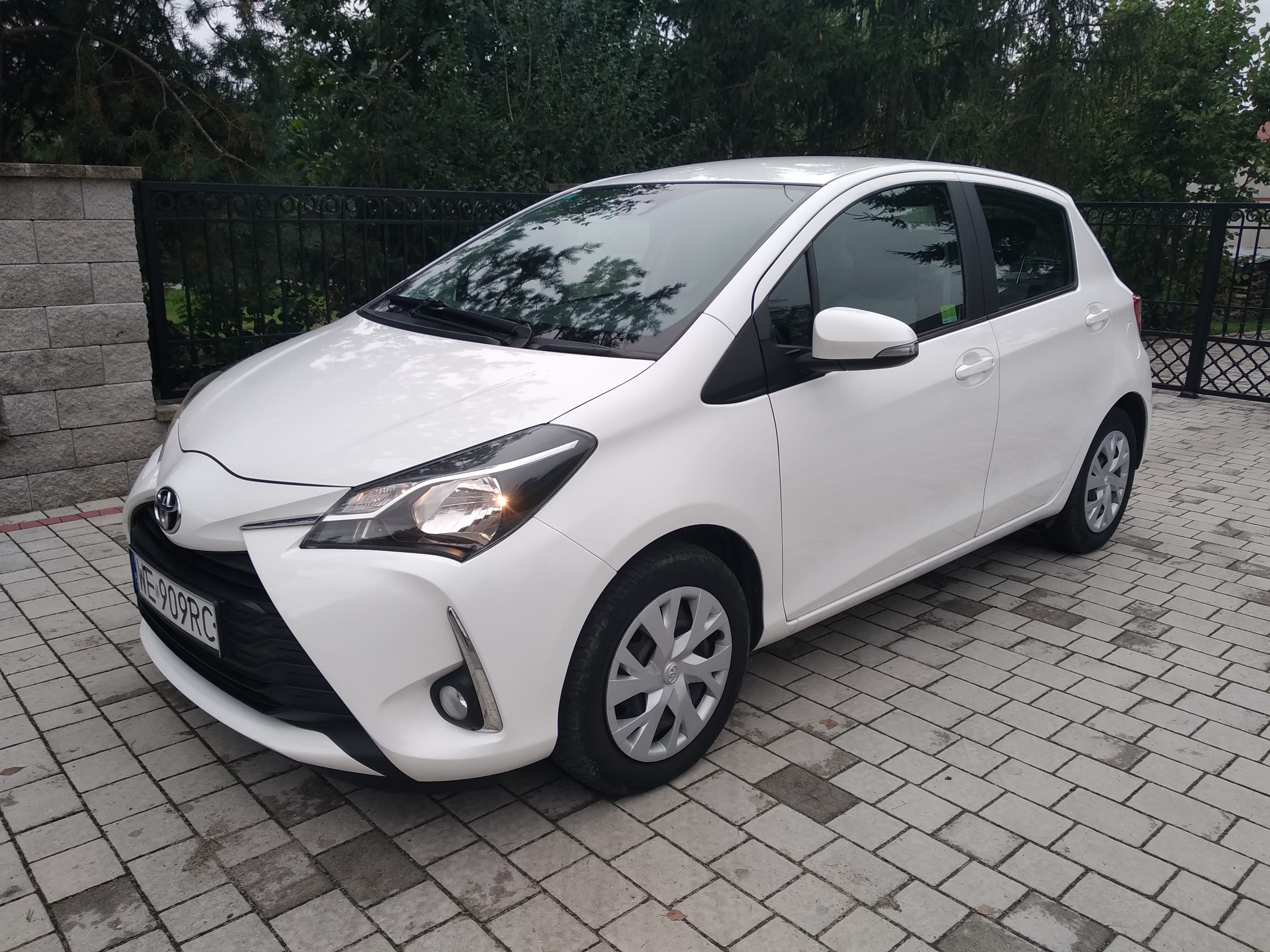 Toyota Yaris 1.5 Premium 82kW /111KM