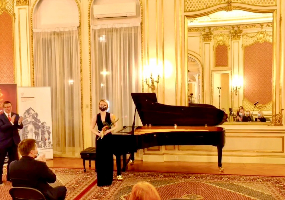Magdalena Baczewska performs at the Polish Consulate