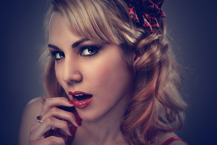 smilinglashlounge.com eyelash extensions near me.Lisle Woodridge Naperville Downers Grove lashes