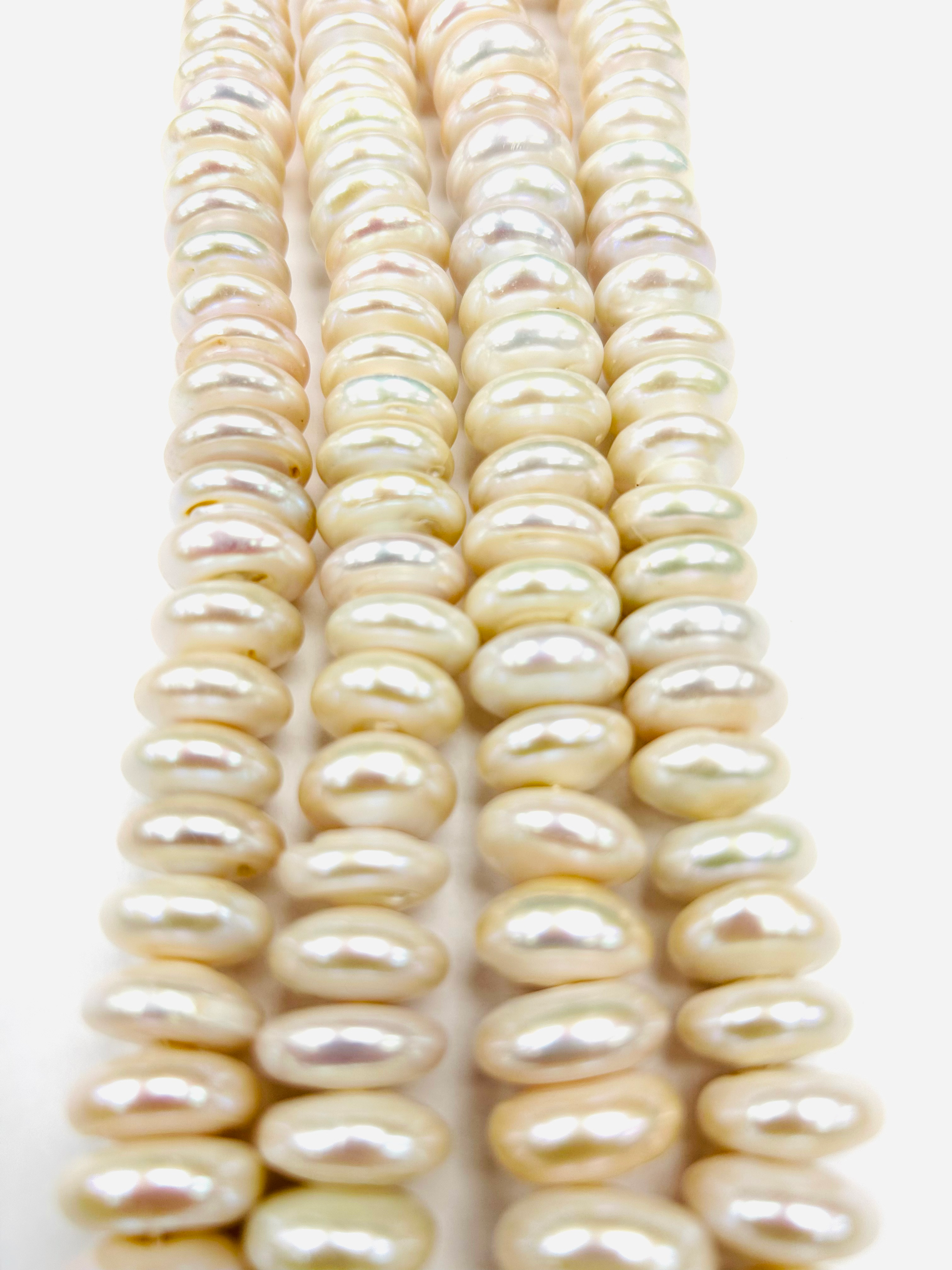 AAA Grade Freshwater Whiteish-Pink Coin Pearl (13mm-14mm, 13mm-15mm) 16" Strand