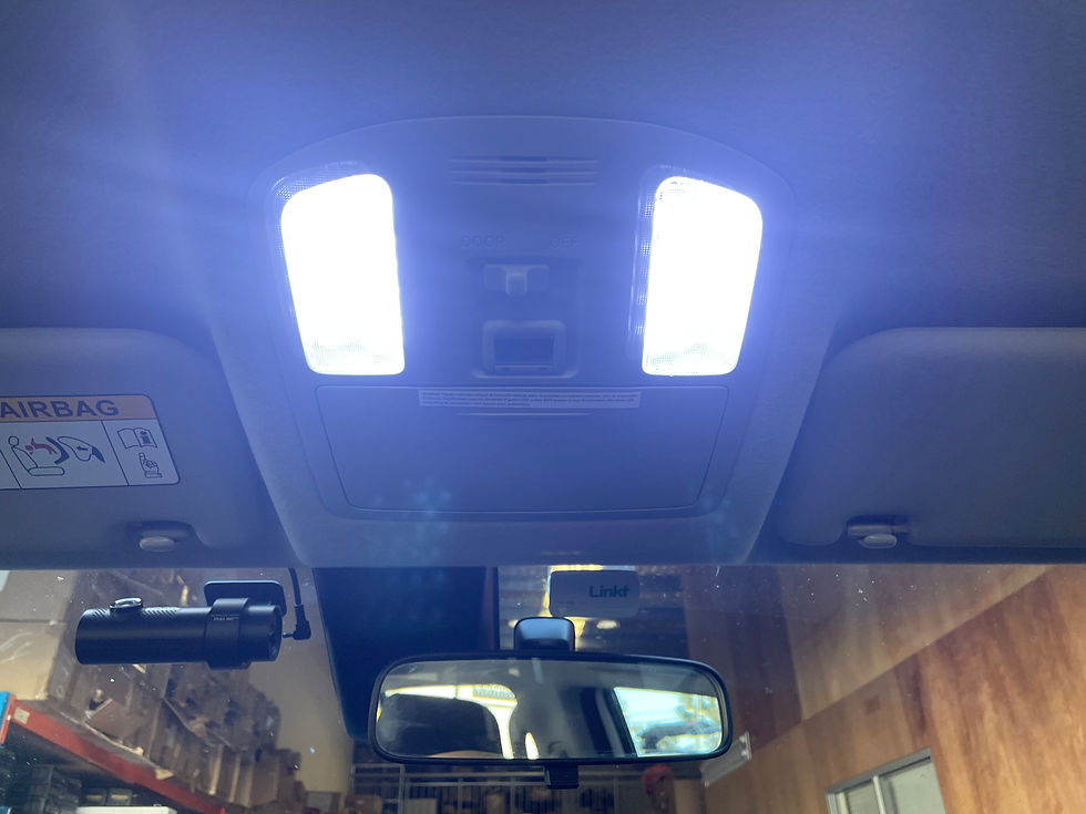 Thumbnail: Toyota Hilux 2015-2025 N80 LED front map lights illuminated
