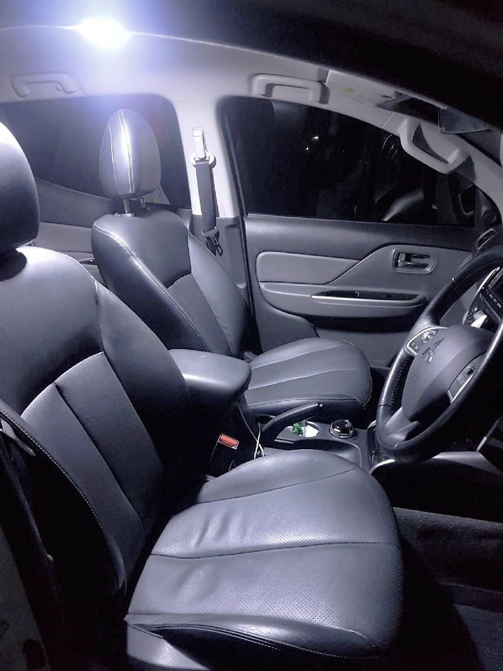 Thumbnail: Mitsubishi Triton ML MN MQ rear cabin white LED interior light upgrade