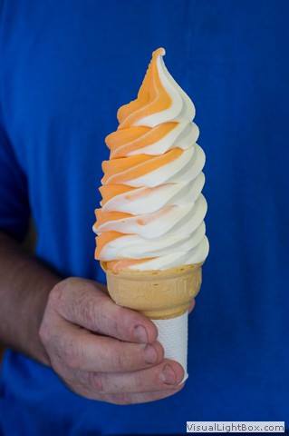 Dari Dip Orange Cream Ice Cream Cone
