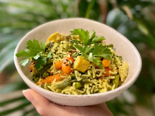 תבשיל קארי ירוק לכל השבוע - בסיר אחד וב-10 דקות הכנה | טבעוני, ללא גלוטן