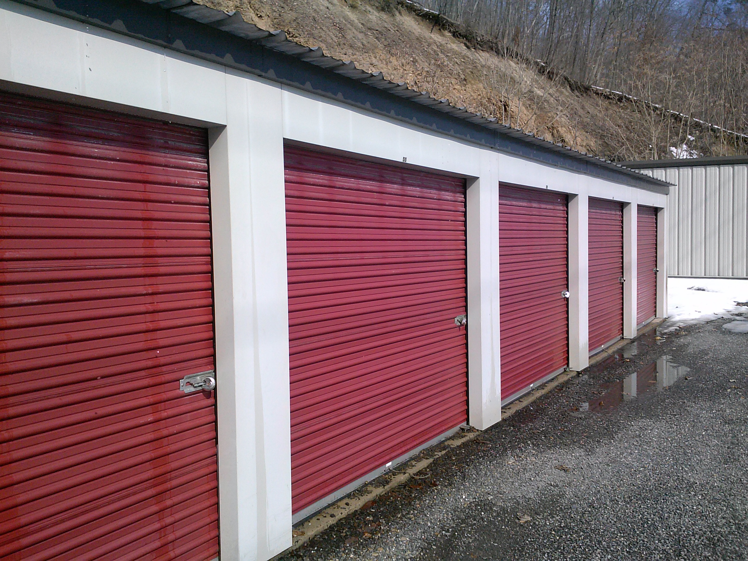895 U Store it Self Storage Auburn Pa. 17922